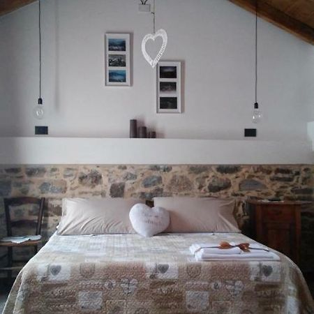 Maison d'hôtes Agriturismo Giumin à Rocchetta di Vara Extérieur photo