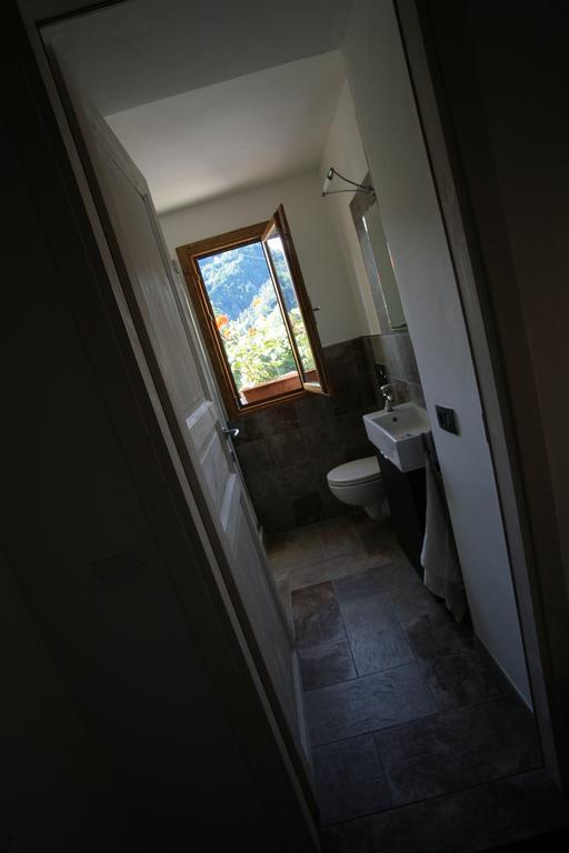 Maison d'hôtes Agriturismo Giumin à Rocchetta di Vara Extérieur photo