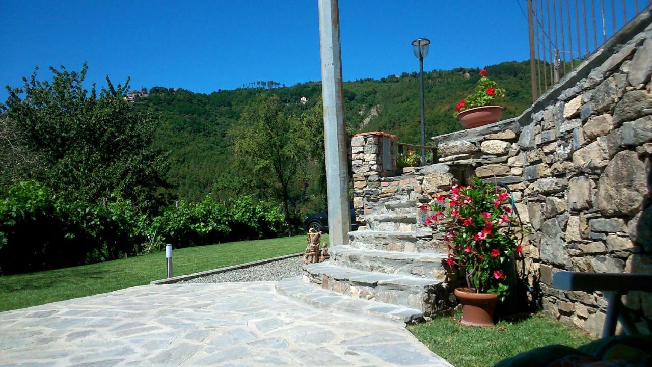 Maison d'hôtes Agriturismo Giumin à Rocchetta di Vara Extérieur photo