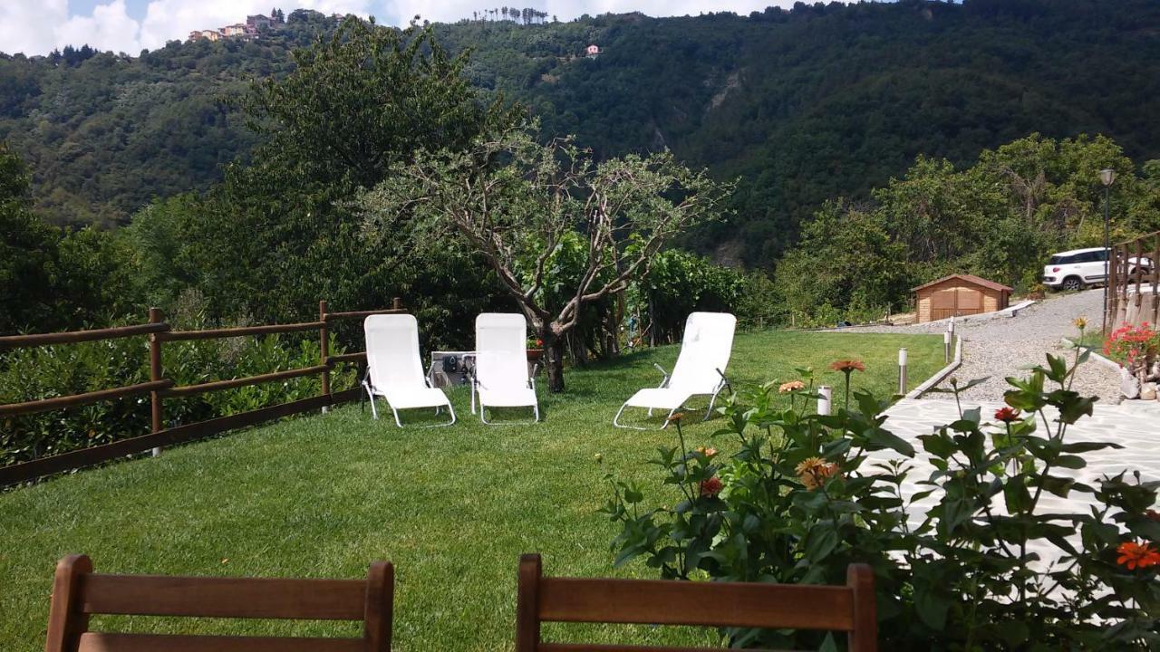 Maison d'hôtes Agriturismo Giumin à Rocchetta di Vara Extérieur photo