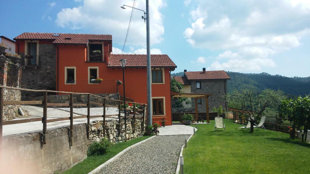 Maison d'hôtes Agriturismo Giumin à Rocchetta di Vara Extérieur photo